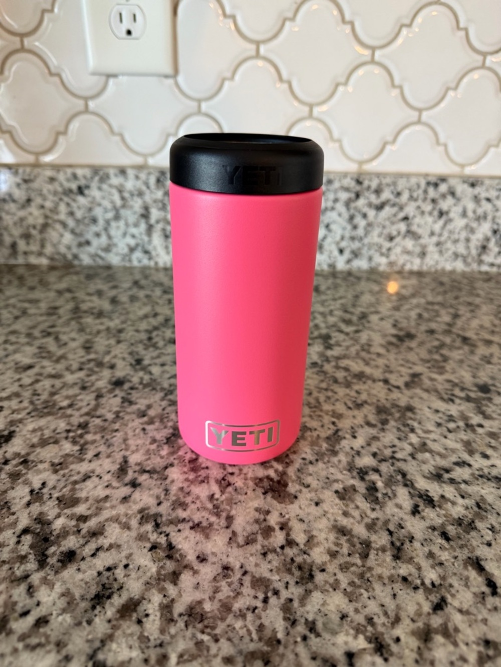Yeti Rambler Tropical Pink 12 oz Colster Slim 2.0 - Picture 2 of 3